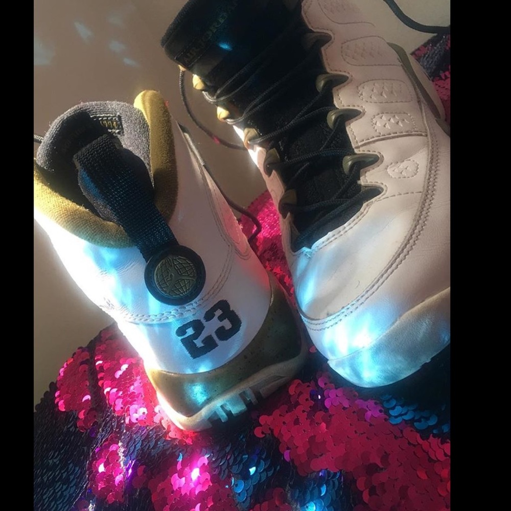 Jordan’s 9 8/10 condition